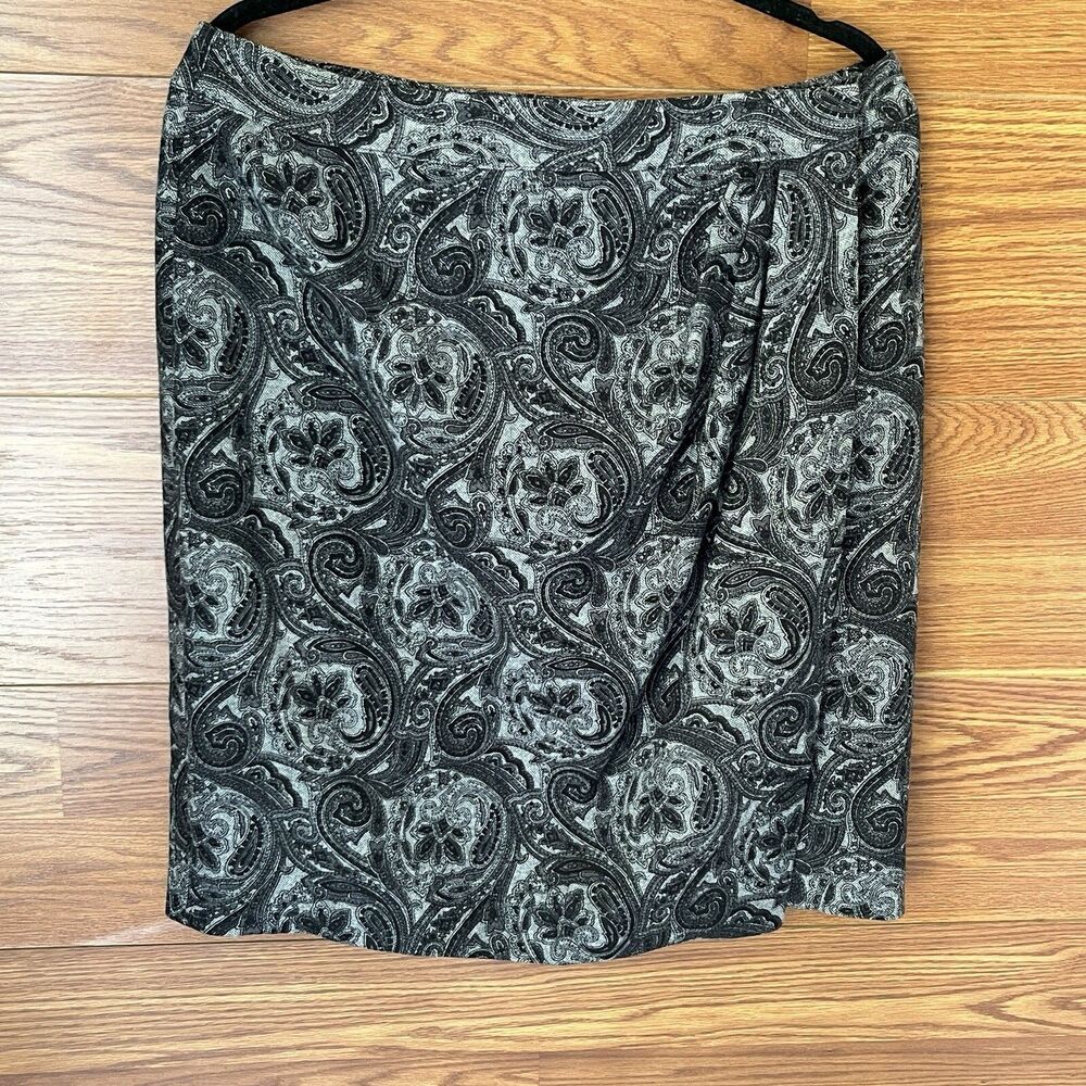 Talbots Wrap Skirt Sz 12 Gray Black Paisley Wool Blend Knee Length lined EUC